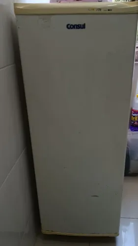 Vendo Freezer Consul Slim 170L