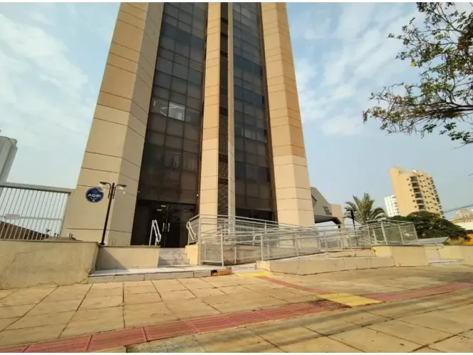 Comercial/Industrial em Leilão - Centro - Campo Grande - MS