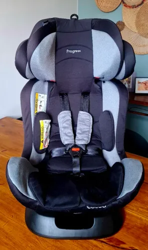 Cadeirinha infantil Cosco Progress