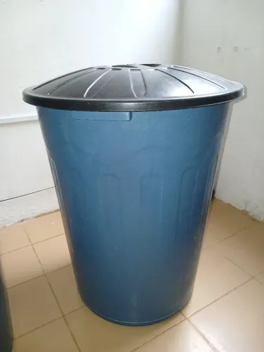 Tonel/Balde de 100L com tampa