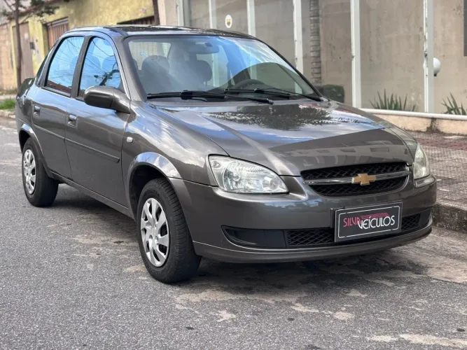 Chevrolet Classic Advantage 1.0 VHC Flexpower 4P 2014