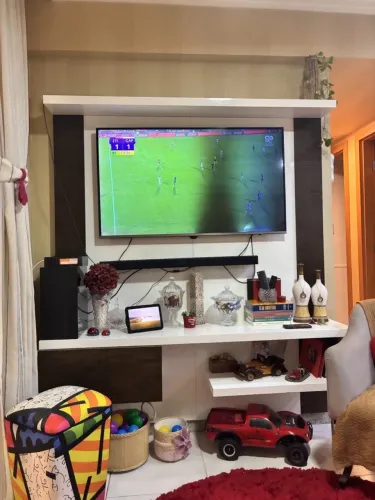Painel para TV com 1.60m de largura 