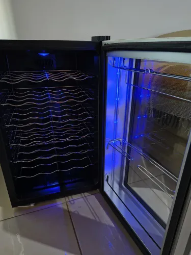Adega termoelétrica para vinho - 32 garrafas