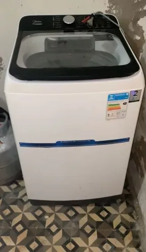 Máquina de lavar e secar