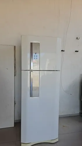 Geladeira Electrolux 480L. Máquina de lavar 10kg