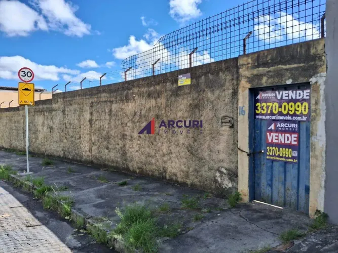 Lote 790,74 m² Heliópolis (BH) - Venda