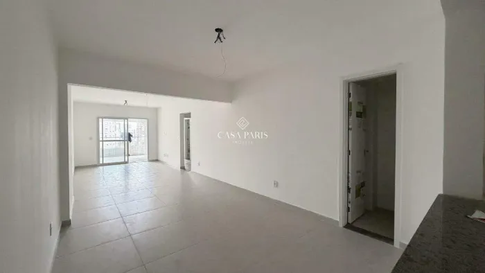 Apartamento com Vista para o Mar à Venda no Bairro Aviação (Praia Grande/SP)