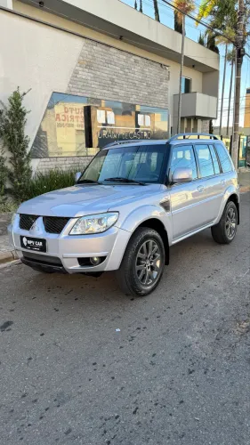 Mitsubishi Pajero TR4 2.0 Flex 16V 4X2 Mec. 2014
