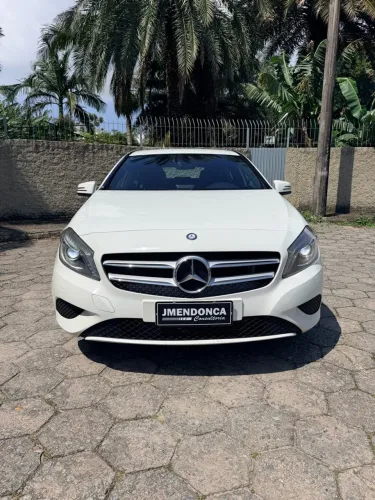 Mercedes-Benz Classe A 200 1.6 TB 16V Urban 156cv Aut. 2015