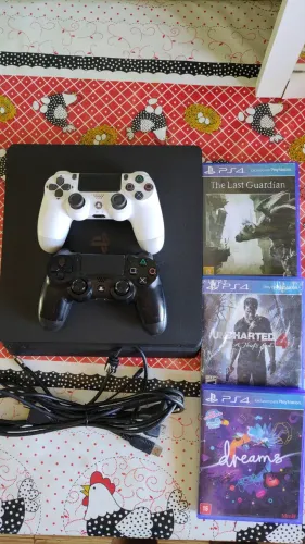 PS4 Slim 1TB + Controle + 3 Jogos Físicos