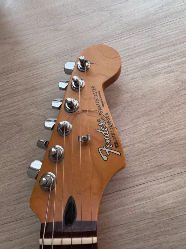 Guitarra Fender Deluxe Mexicana