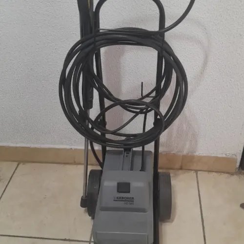 Lavadora Alta Pressão Karcher HD 585  + Aspirador GT3000