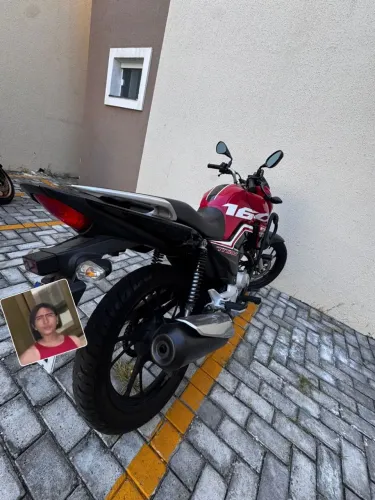 Titan 160 edição especial moto de mulher so usa para ir ao trabalho