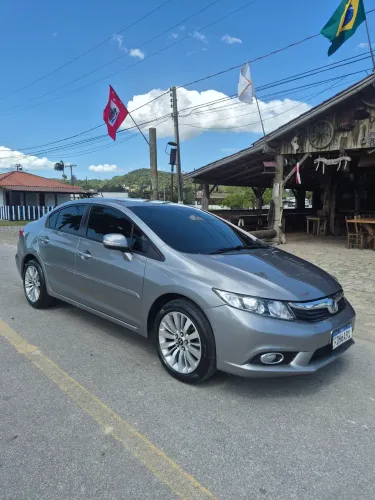 Honda Civic Sedan LXR 2.0 Flexone 16V Aut. 4P 2014