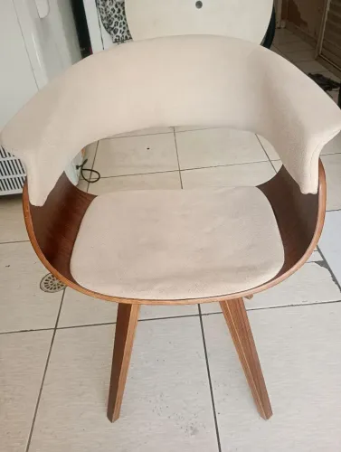 Cadeira Decorativa para Escritório Recepção Fixa Linho Bege