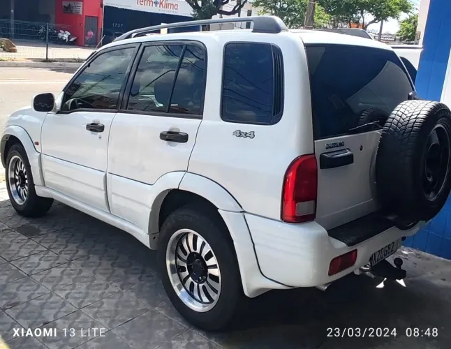 Suzuki Grand Vitara 2.0 16V 4x2/4x4 5P Aut. 2000