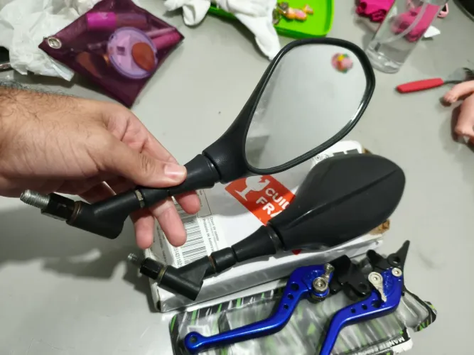 Manete e retrovisor da fazer 250