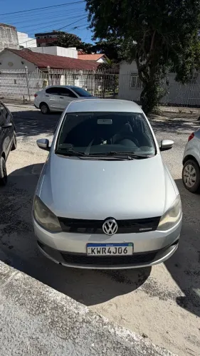 Volkswagen Fox Bluemotion 1.6 MI Total Flex 5P. 2013
