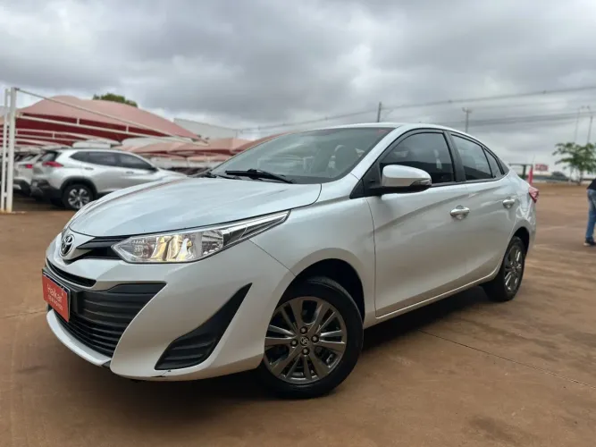 Toyota Yaris XL Sedan 1.5 Flex 16V 4P Aut. 2022