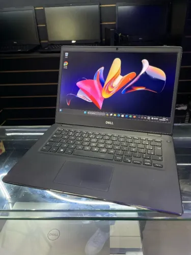 Notebook Latitude 3400 i5 8th 8GB RAM SSD 256GB Com Garantia