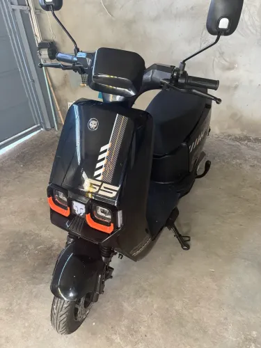 Scooter elétrica 1000W