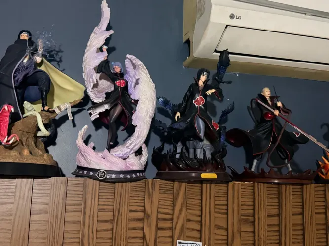 Action figure 10 por 1500 ou 250 cada passo cartão