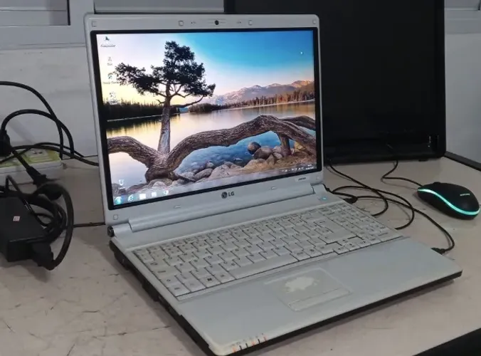 Notebook LG R510 _ SEMI NOVO_ LEIA COM ATENÇÃO_ NO ESTADO*