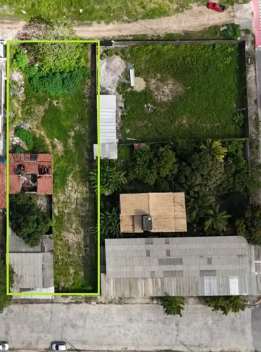 Área de 1.536 m²