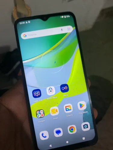 Moto E13