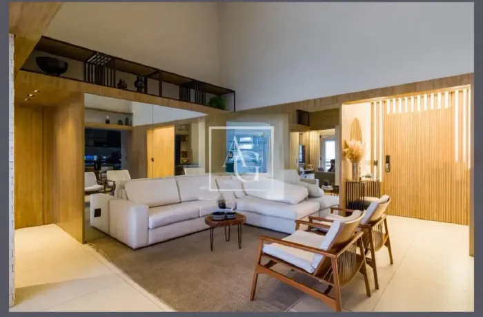 Apartamento de 163 m² com 3 suítes e pé direito duplo à venda em prédio requisitado no Pan