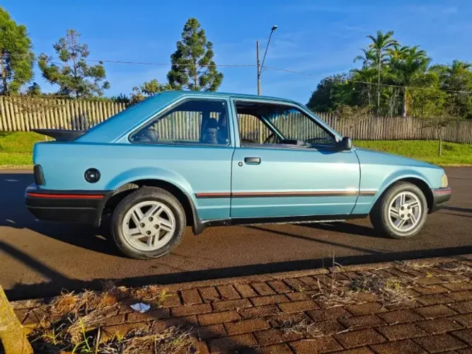 Ford Escort XR3 1.8 / 1.6 Beneton/form./laser 1989