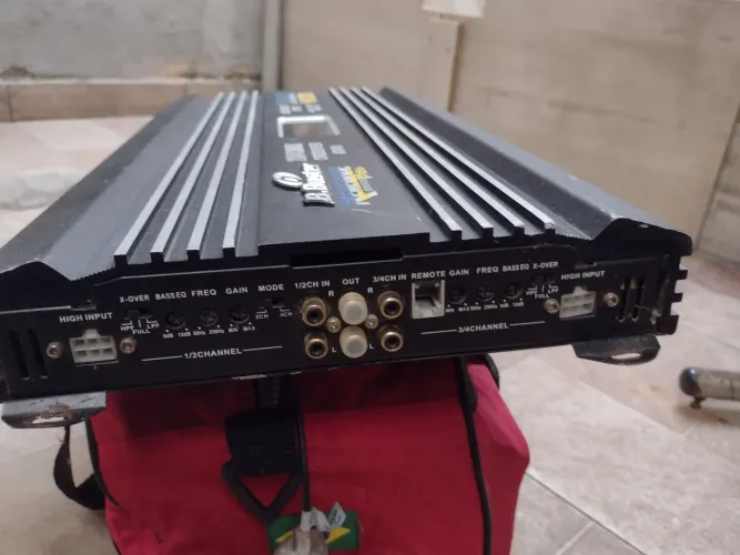 Vende-se um módulo Buster 3200 whatts