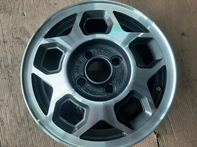 Roda aro 13 Gm Monza sle grafite com diamantado original 4x100