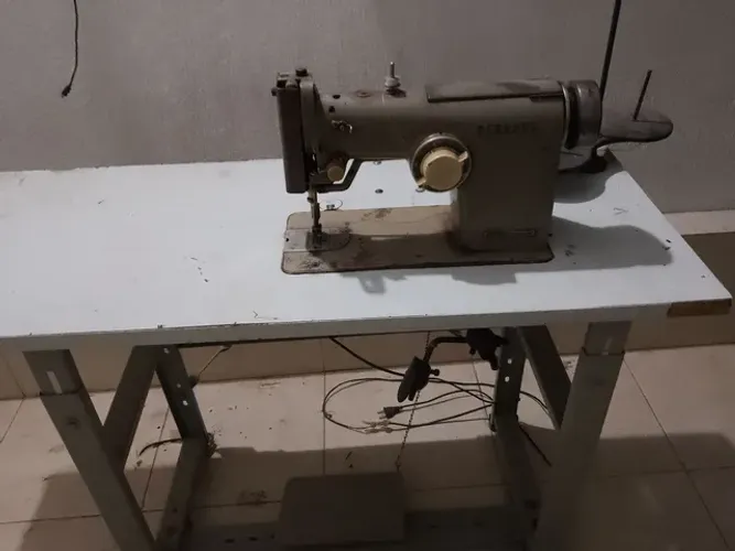 Máquina de costura