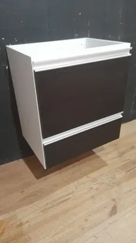 Vendo Armario de banheiro NOVO em MDF