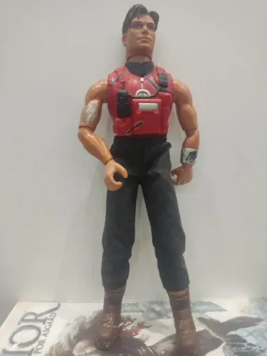 Action Figure do Max Steel.