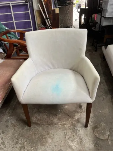 Poltrona artefato com capa azul