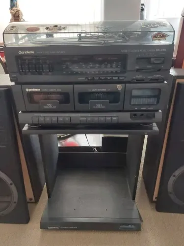 Aparelho de som 3x1 Gradiente duplo cassete toca disco acompanha manual e rack