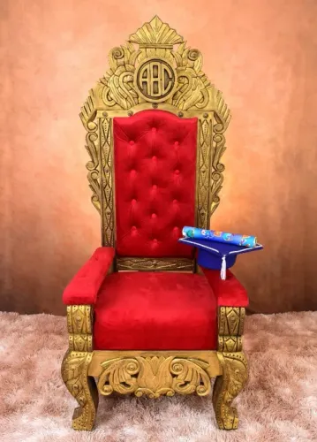 Trono de Formatura / Cadeira de Formatura