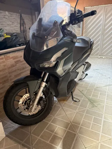 Honda ADV