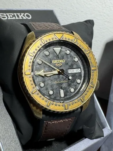 Relógio Seiko SRPE80 5 Sports Automático cor Bronze