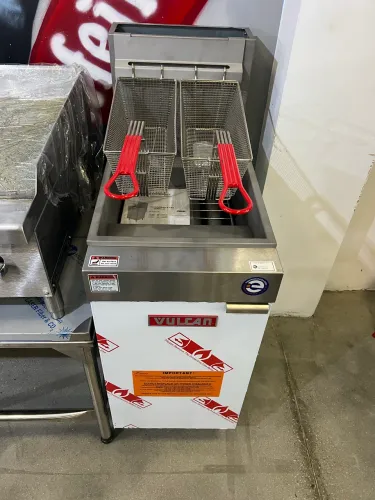 Fritadeira a gás LG400 Vulcan nova pronta entrega