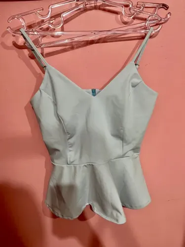 Blusa feminina azul claro NOVA TAM M