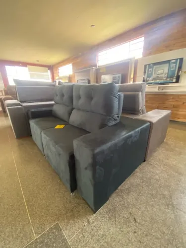 Sofá retrátil reclinável 1.90M - Novo