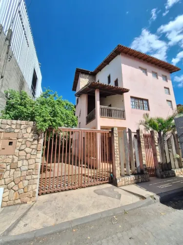 ALUGO APTO NO BAIRRO ACAIACA EM PIÚMA ES