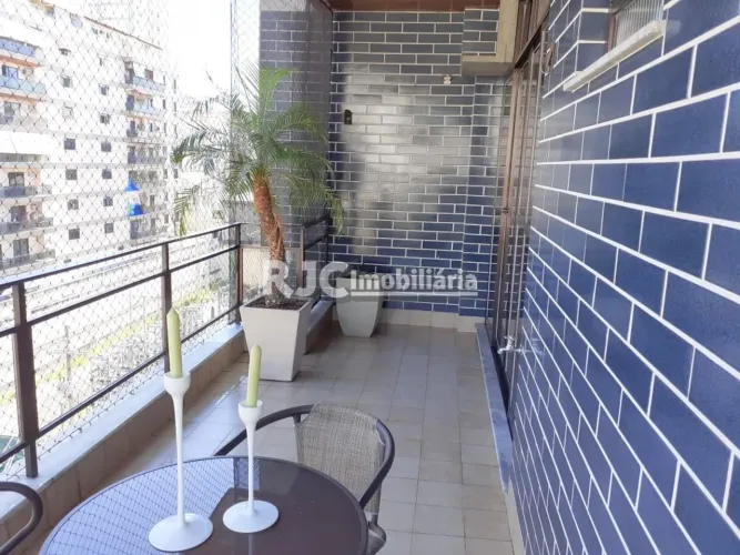 Apartamento para venda com 86 metros quadrados com 2 quartos em Vila Isabel - Rio de Janei