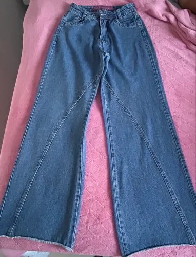 Calça jeans larga 