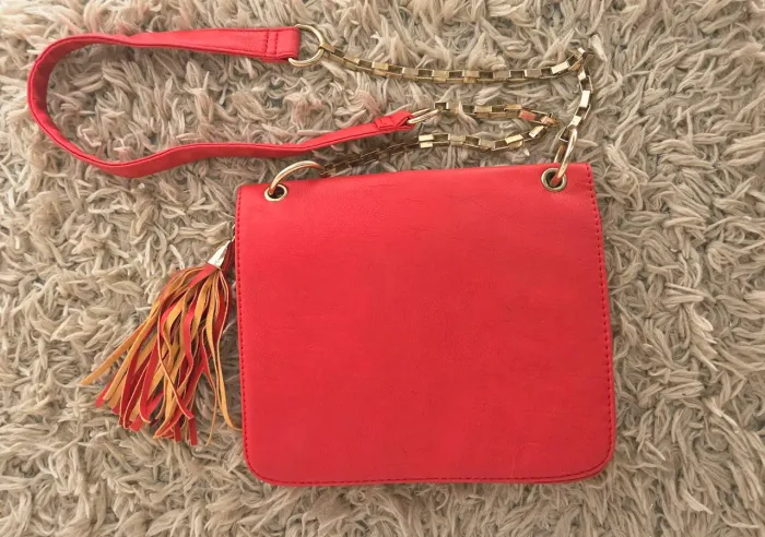 Vendo Bolsa de Ombro Vermelha