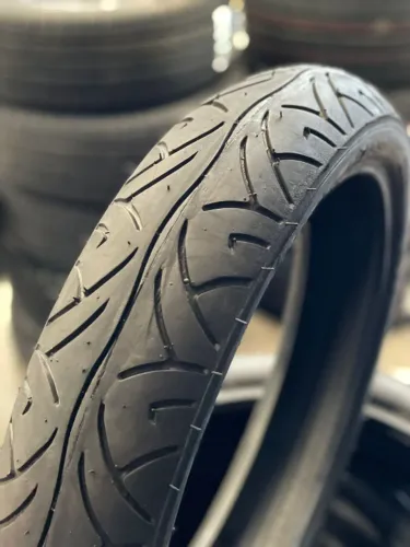 Pneu de moto melhor preço  cb300 - 110/70-17