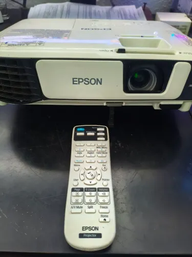 Projetor Epson Power Lite W42+